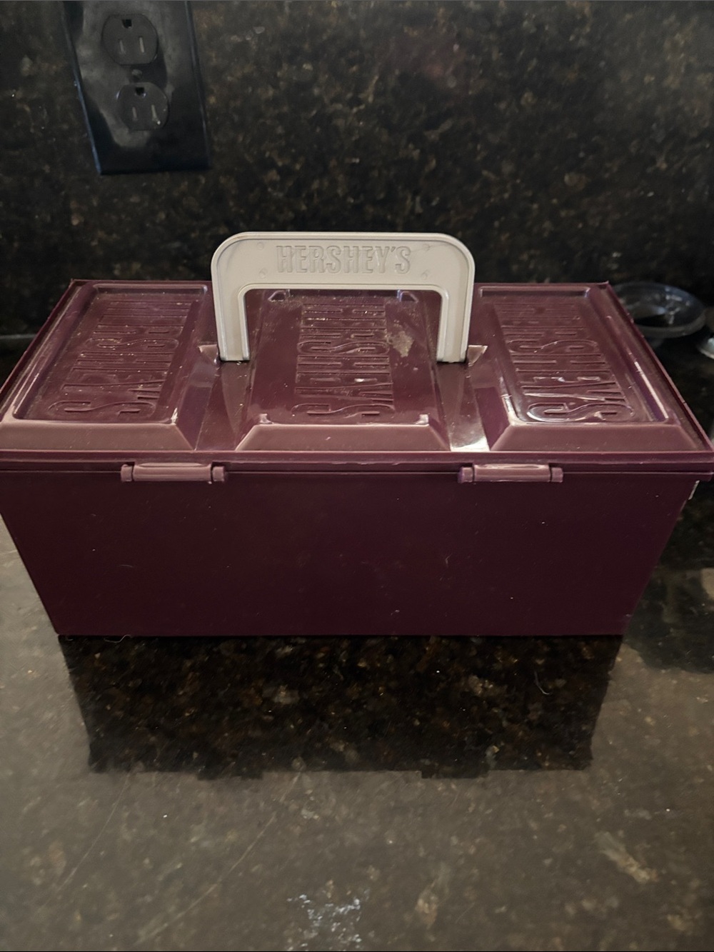 S'mores Storage Container - Picture 2 of 7